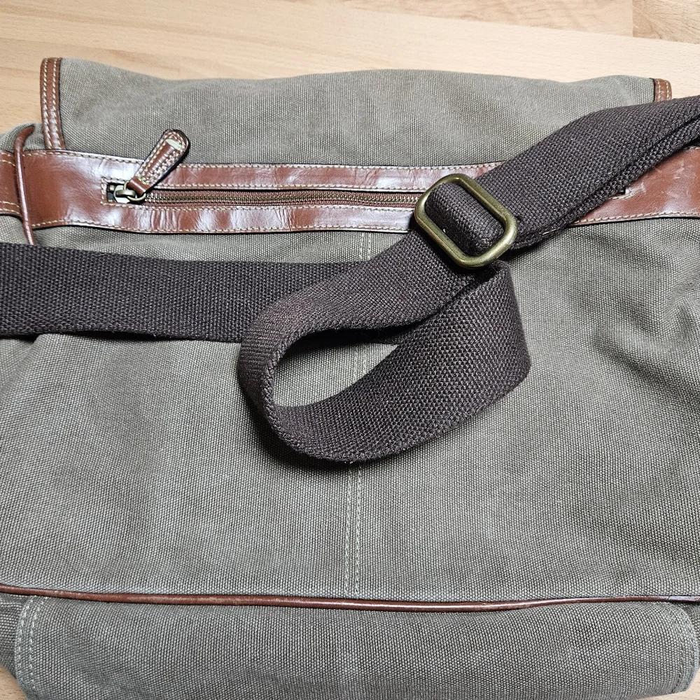 Fossil 54 Canvas Messenger Bag Adjustable Strap Brown